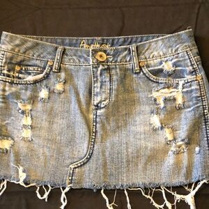 Amethyst size 9 denim mini skirt